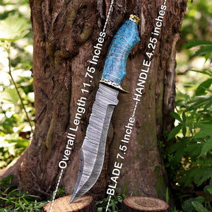 Damascus steel knife for camping and bushcraft