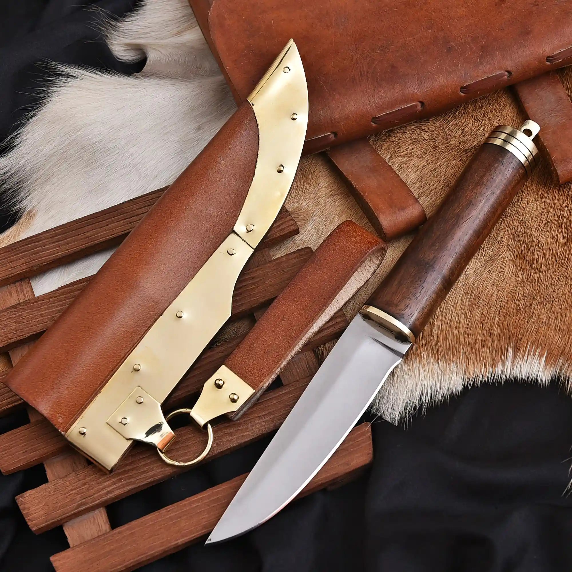 Traditional Viking knife with genuine leather sheath