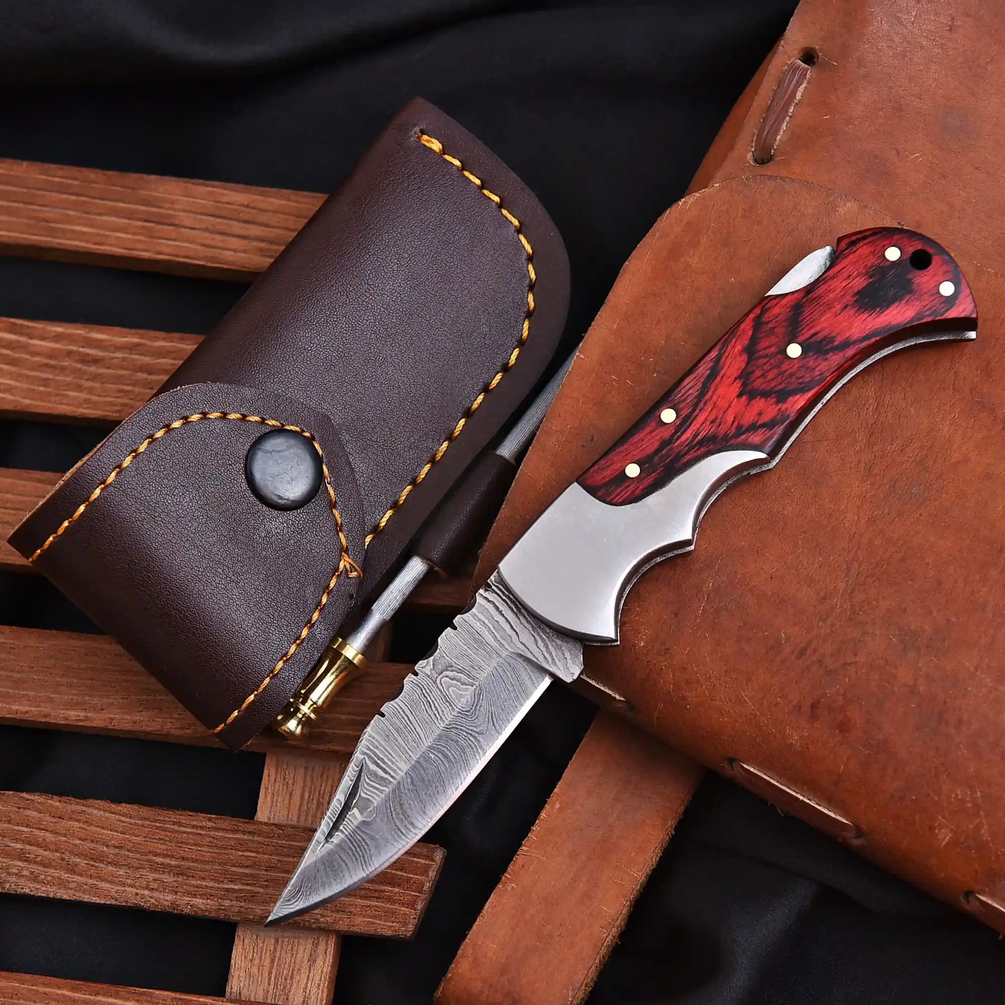 Outdoor EDC knife with leather sheath