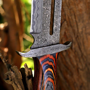closeup view of Handmade Damascus Bowie Knife 