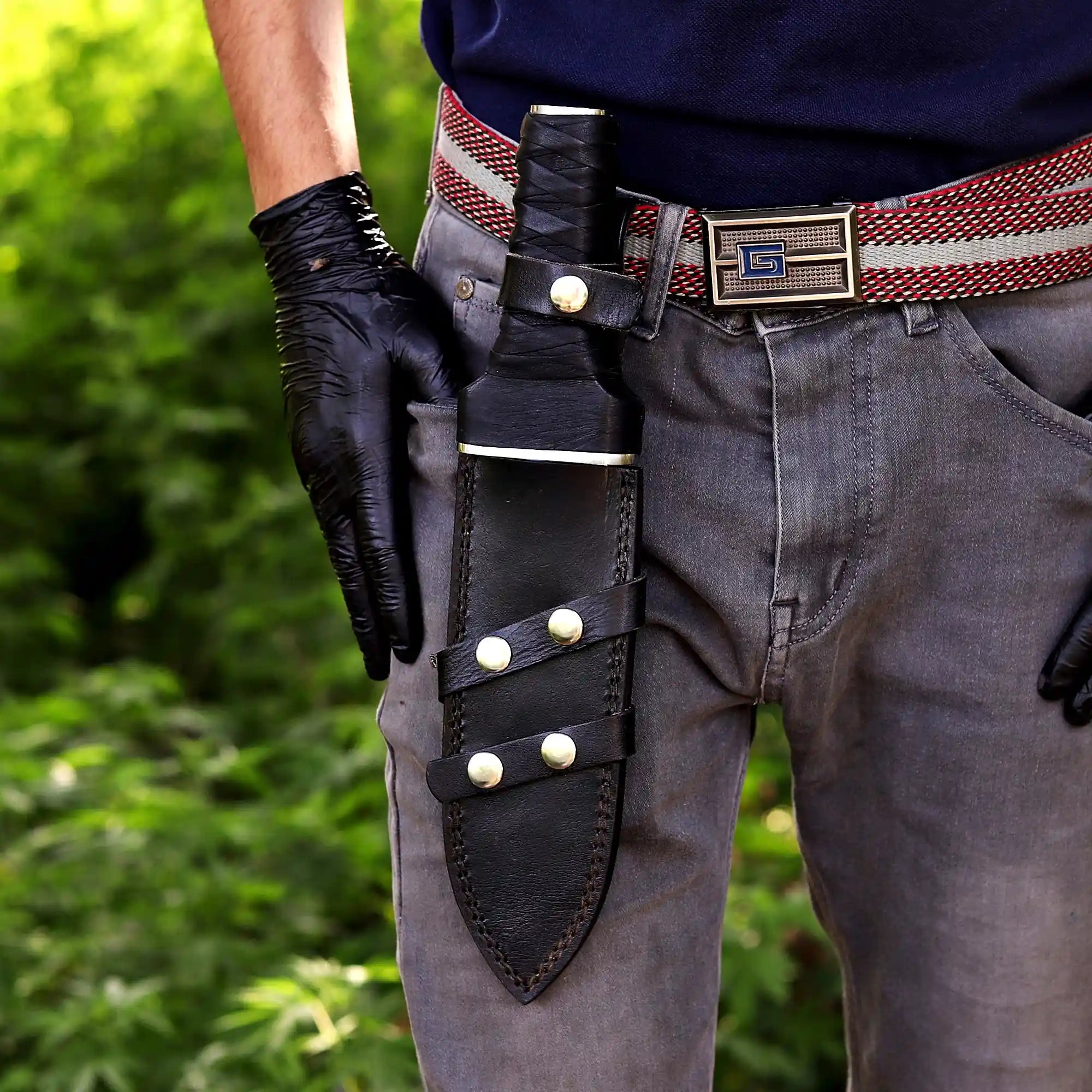 High Carbon Steel fixed blade dagger with leather sheath