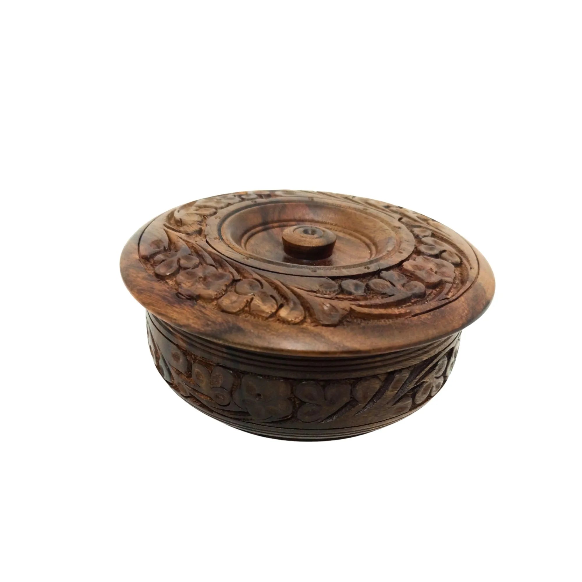 Artisan handcrafted coaster set with decorative carving